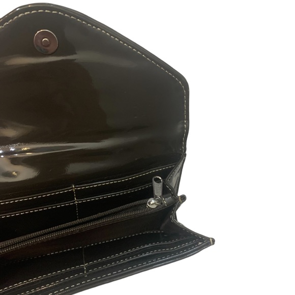 Harrods High Gloss Patent Leather Bifold Wallet in Deep Coal. Harrods 1849 EST. - Picture 5 of 6